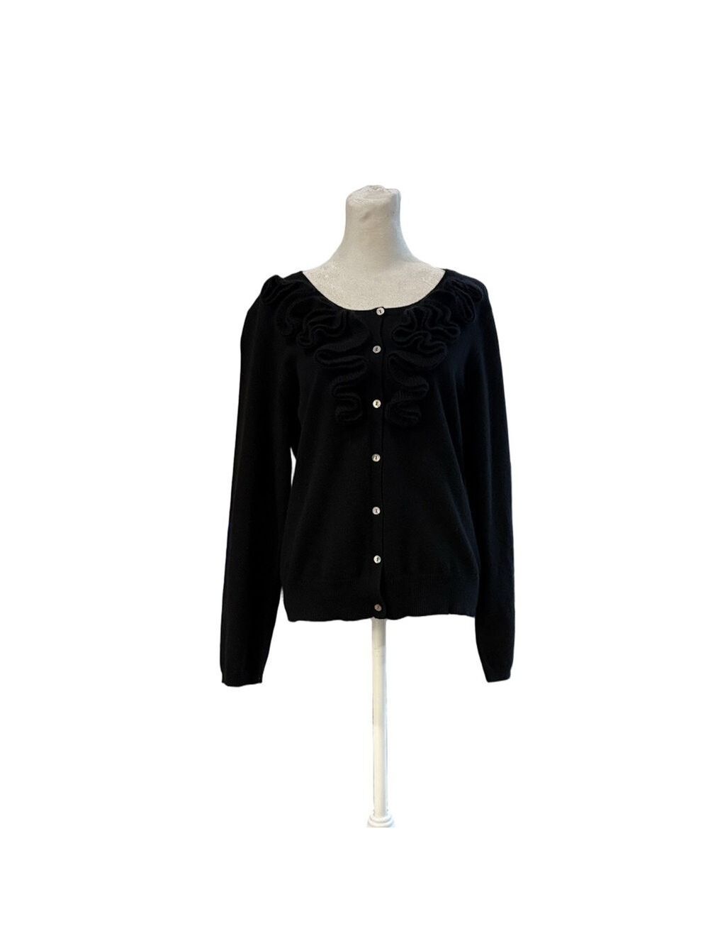 Red Moon Size L Cashmere cardigan. Scoop neck ruffle button front black classic